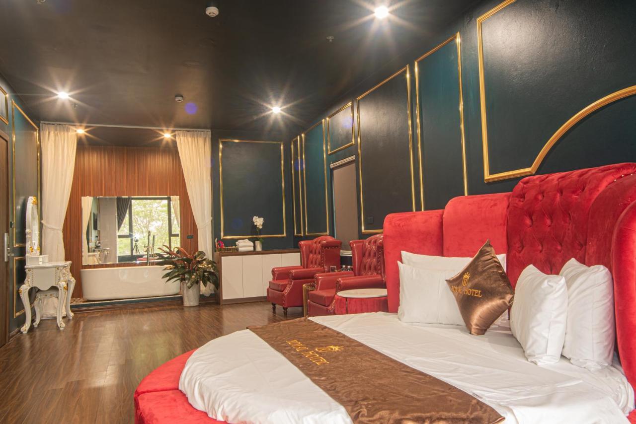 Khách sạn Royal & 3*